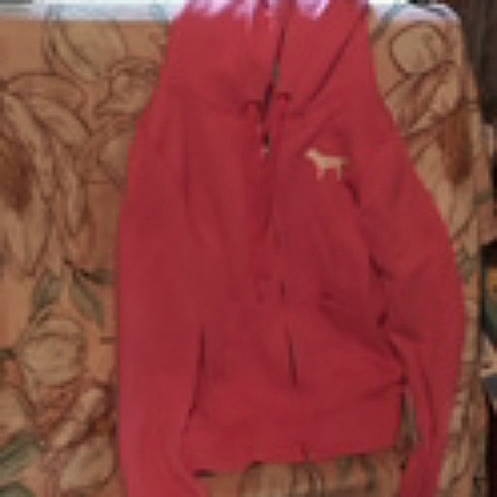 Pink Sweater xs willing to trade for anything vs pink that fits